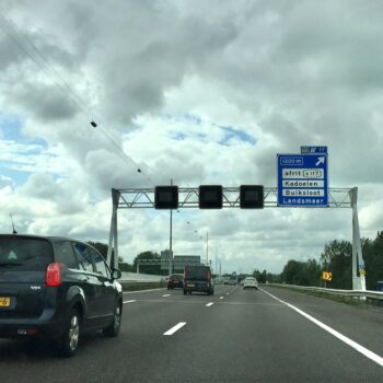 Verkeershinder op A10 bij afslag Landsmeer