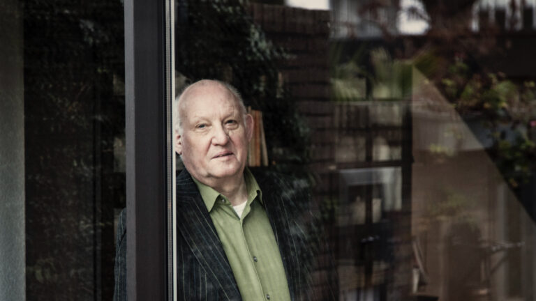 Jan Holvast overleden