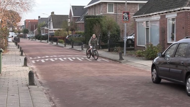 De  hele winter door in korte broek: een bijzondere sponsoractie van de tienjarige Jonah Schaap