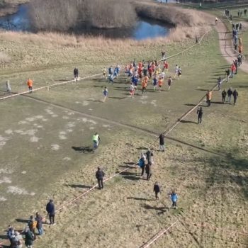 Image (17) Finalewedstrijd van de crosscompetitie jeugd atletiek