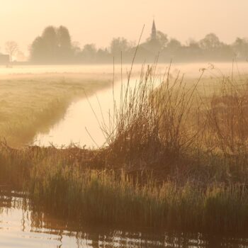 Ontdek het winterse Ilperveld vanaf het water