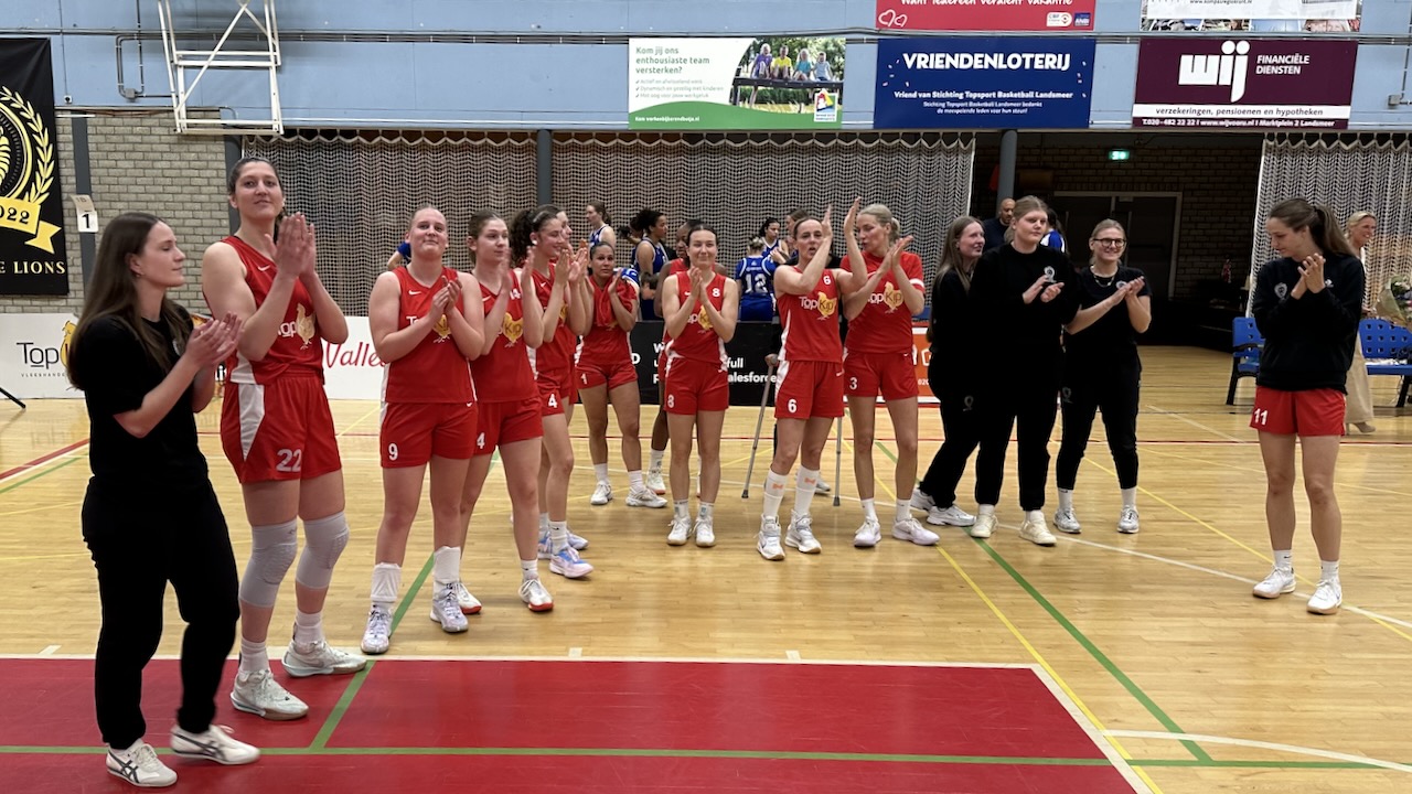 TopKip Lions begint play-offs met klinkende overwinning op Startportaal Binnenland