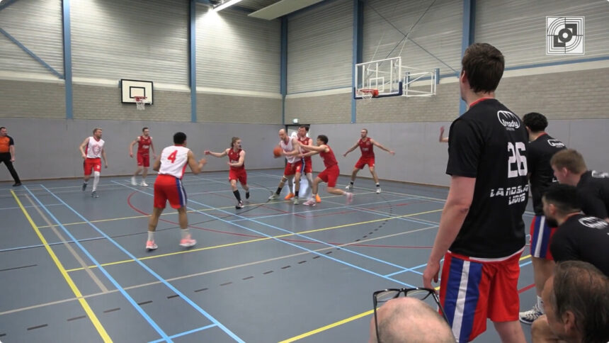Landslake Lions verspeelt titel in het laatste kwart