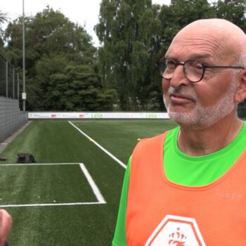 IVV-er Kees Teeken met het Nederlands team naar het WK Walking Football