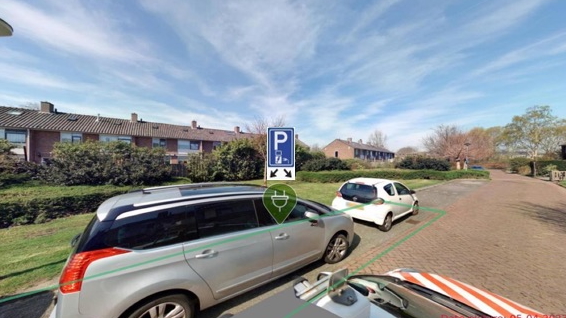 Gemeente Landsmeer wijst nieuwe laadplekken aan op Violierweg en bij de Leverkruidstraat