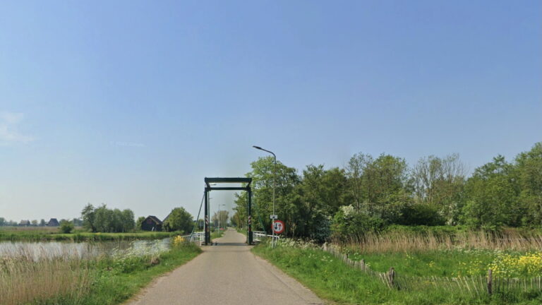 Tussen 25 augustus en 7 september is de Twiskebrug afgesloten