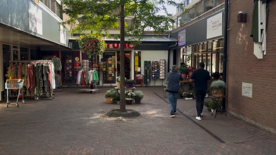 Image (284) De Bruna maakt plaats voor Bekhuis muziek