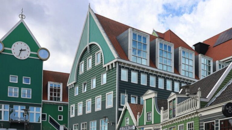 Zaanstad lonkt naar Oostzaan en Wormerland, maar niet naar Landsmeer