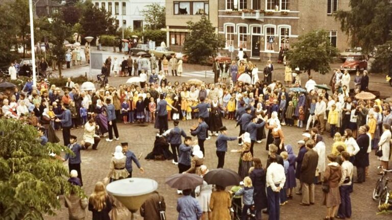 Rolinka Kok en Leontien van Tilburg de nieuwe organisatoren van Landsmeer 700