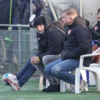 Adri Looijen en assistent Bekeravontuur IVV eindigt in blessuretijd