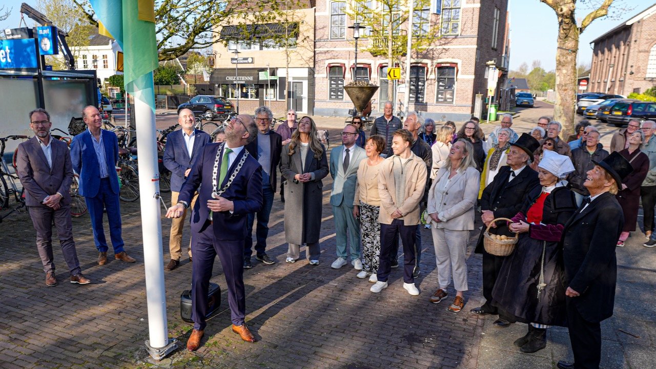 Landsmeer700 is begonnen!